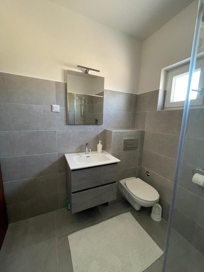 Apartmani Fulir Врси Экстерьер фото